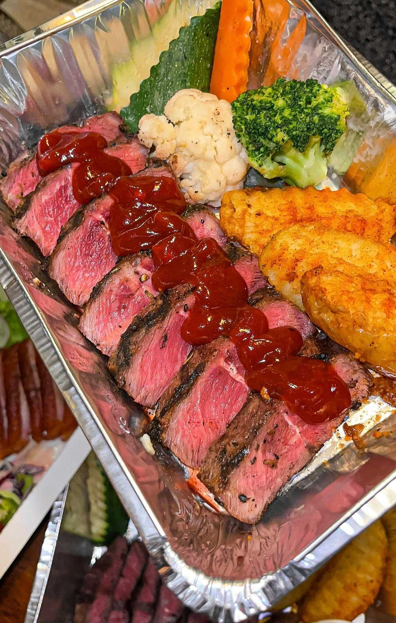 Family Steak House - Văn Cao