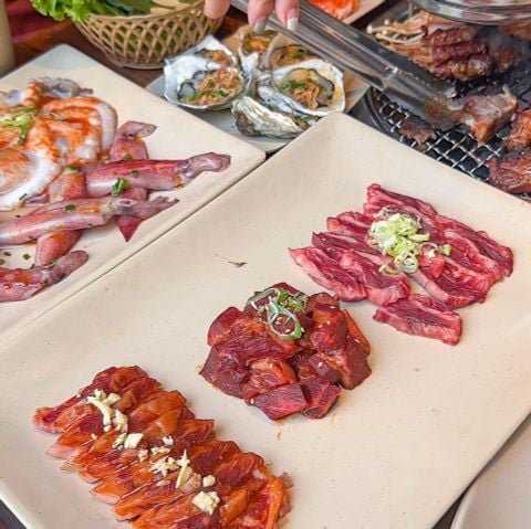 Hugo BBQ - KĐT Xa La