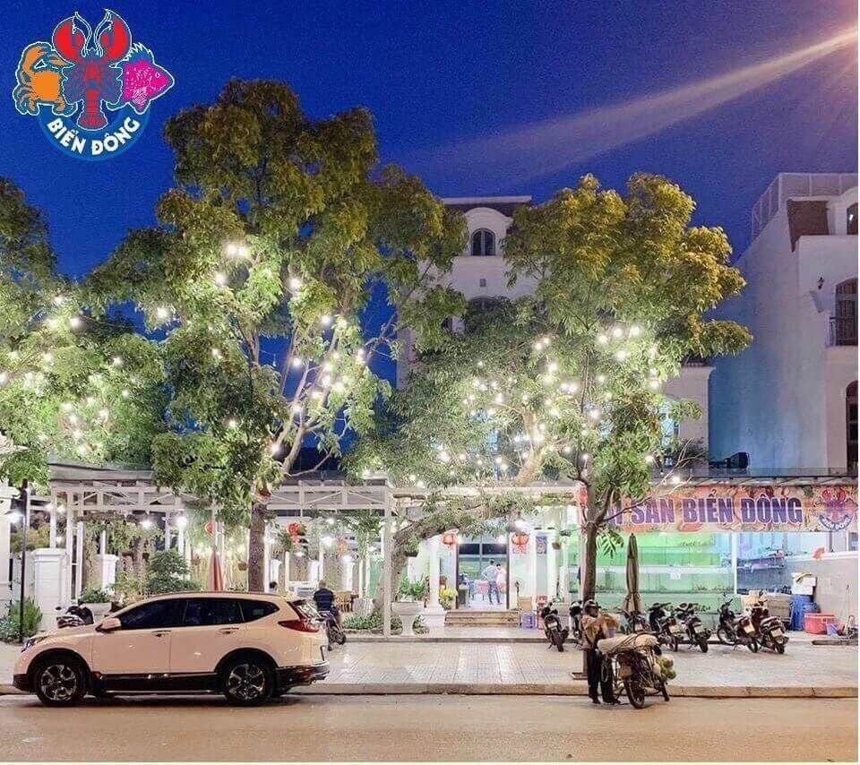 Hải Sản Biển Đông - Ngô Thì Nhậm