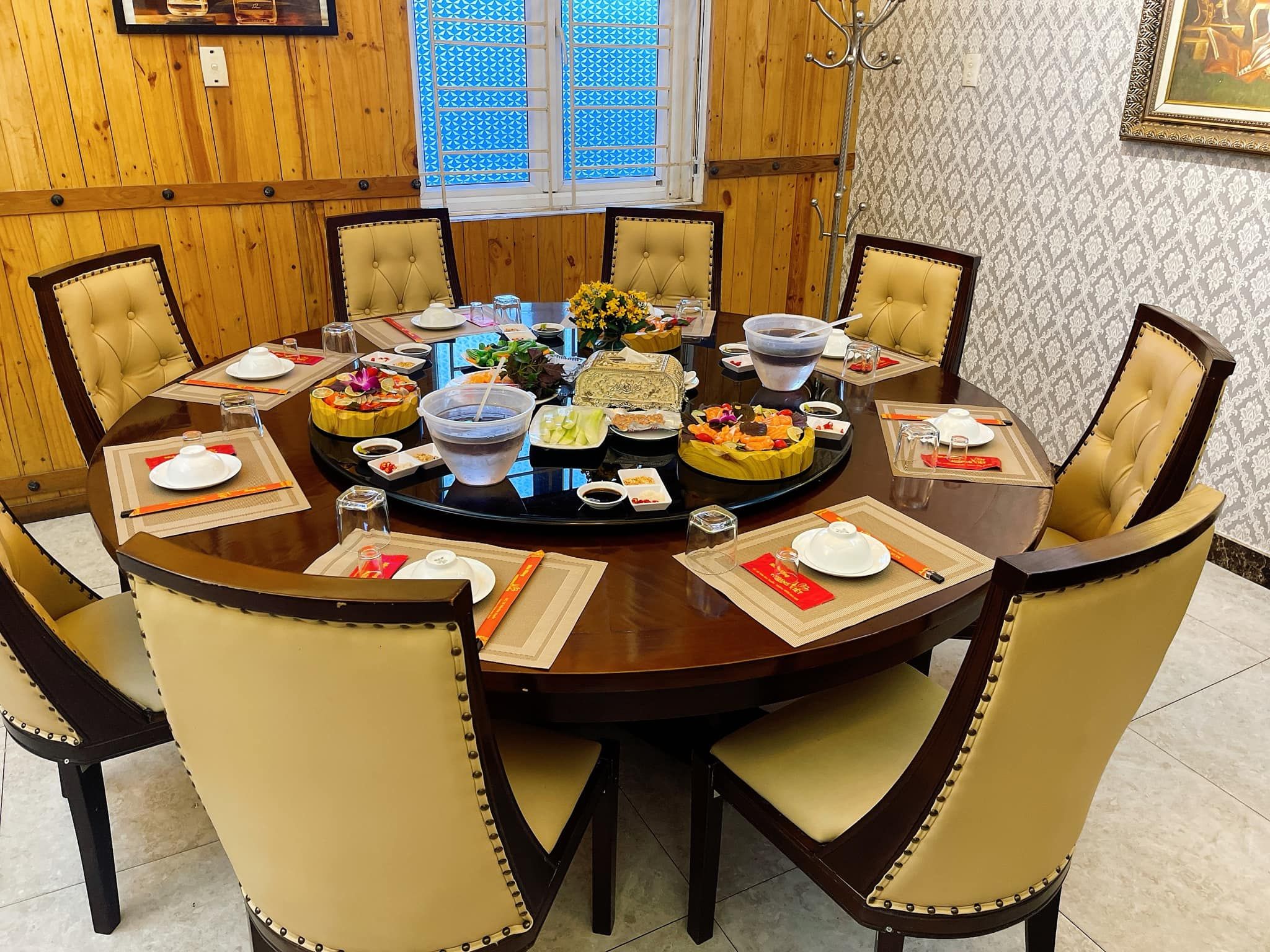 Hương Việt - Trần Kim Xuyến