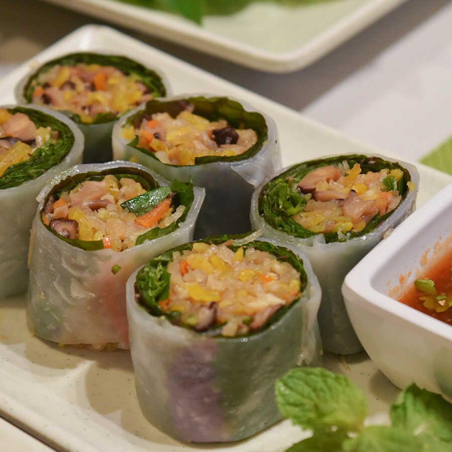 Wrap & Roll - TTTM Vincom Lê Văn Việt