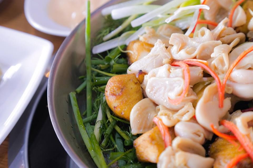 Chả Cá Ngư Ông - Phạm Văn Đồng