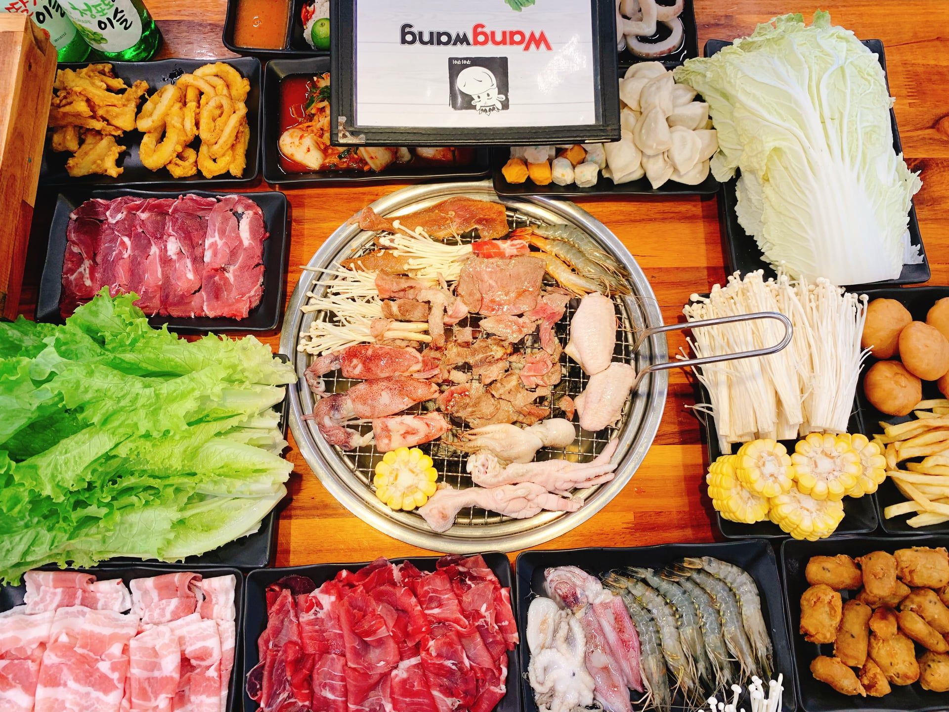 Lẩu Nướng Wang Wang - Hồ Văn Quán