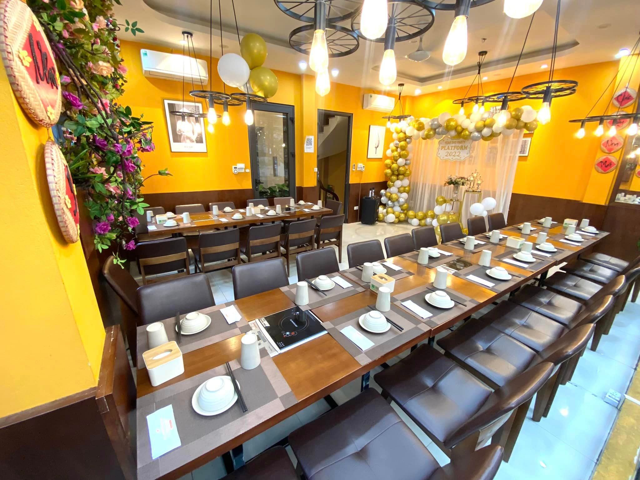 Lạ Quán - 33 Lê Văn Thiêm