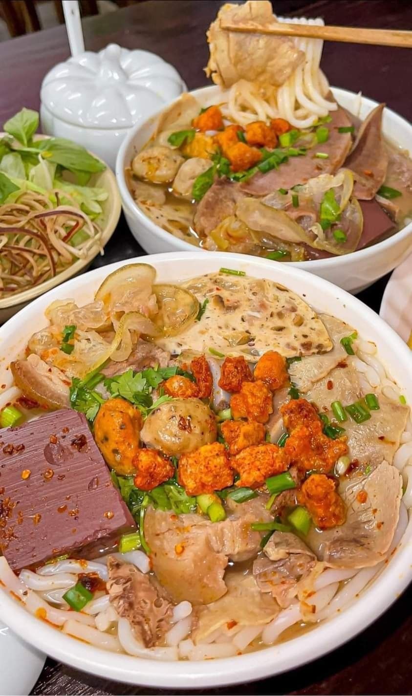Bún Bò Huế An Cựu - Trung Văn