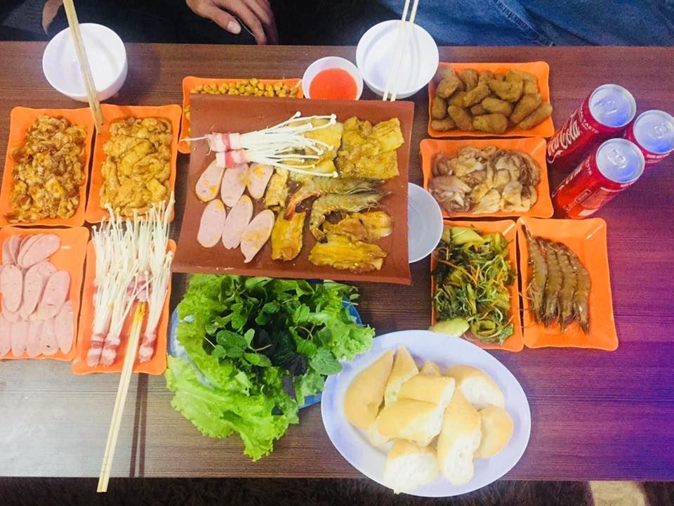 Vua Lẩu Nướng - Triều Khúc