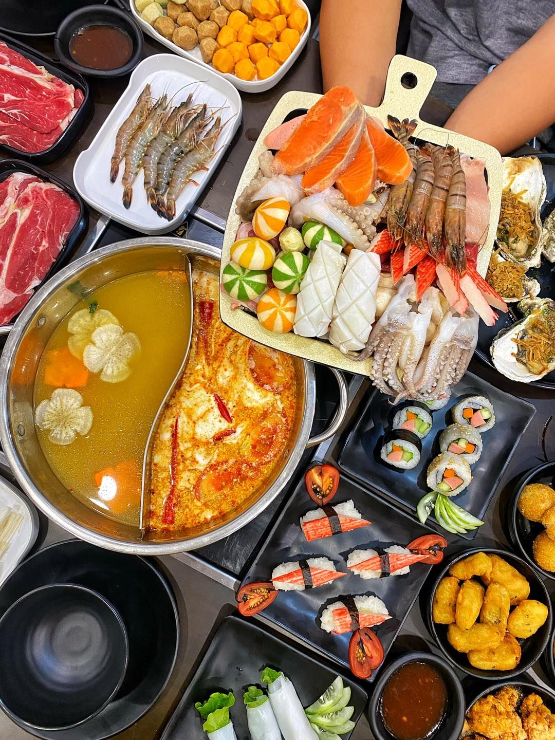 Hotpot Kingdom - Hồ Tùng Mậu