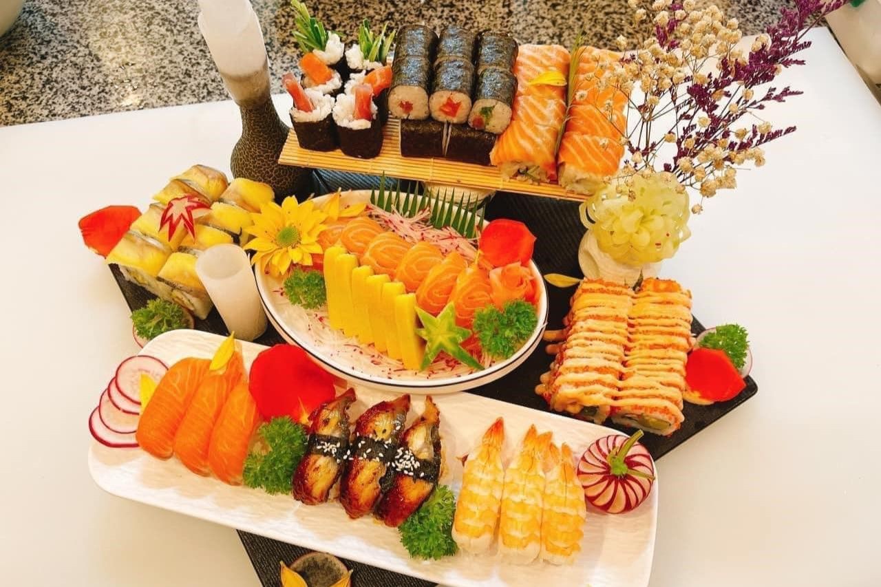 King Sushi & Lẩu - Khúc Thừa Dụ