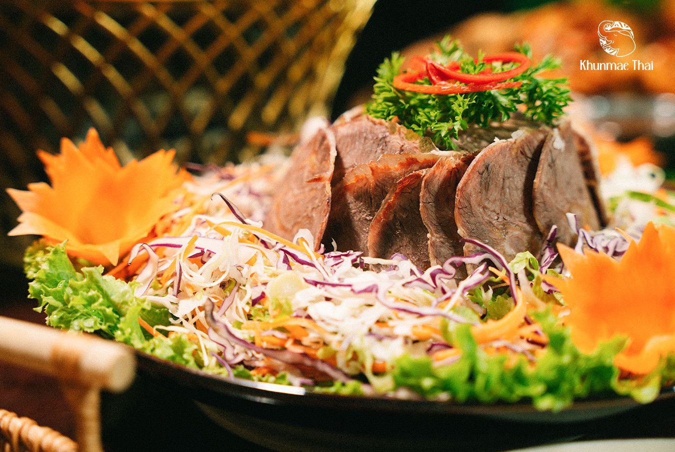 Khunmae Thai - 127 Văn Cao