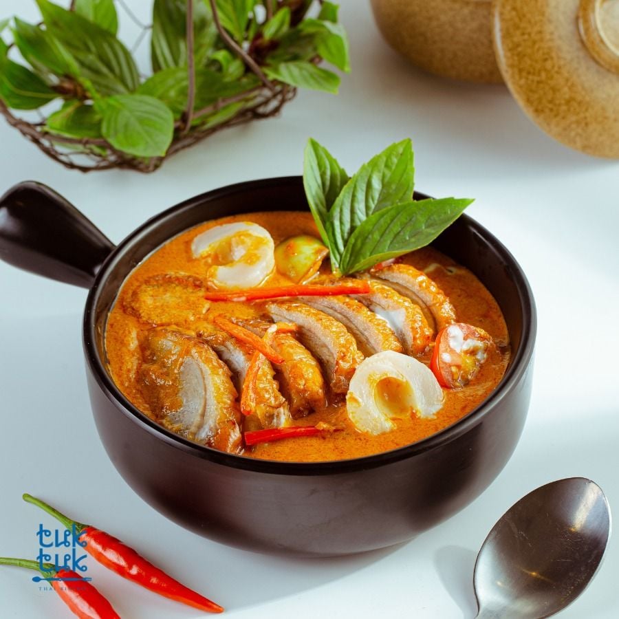 Tuktuk Thai Bistro - Lý Tự Trọng