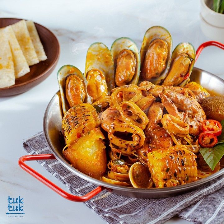 Tuktuk Thai Bistro - Lý Tự Trọng