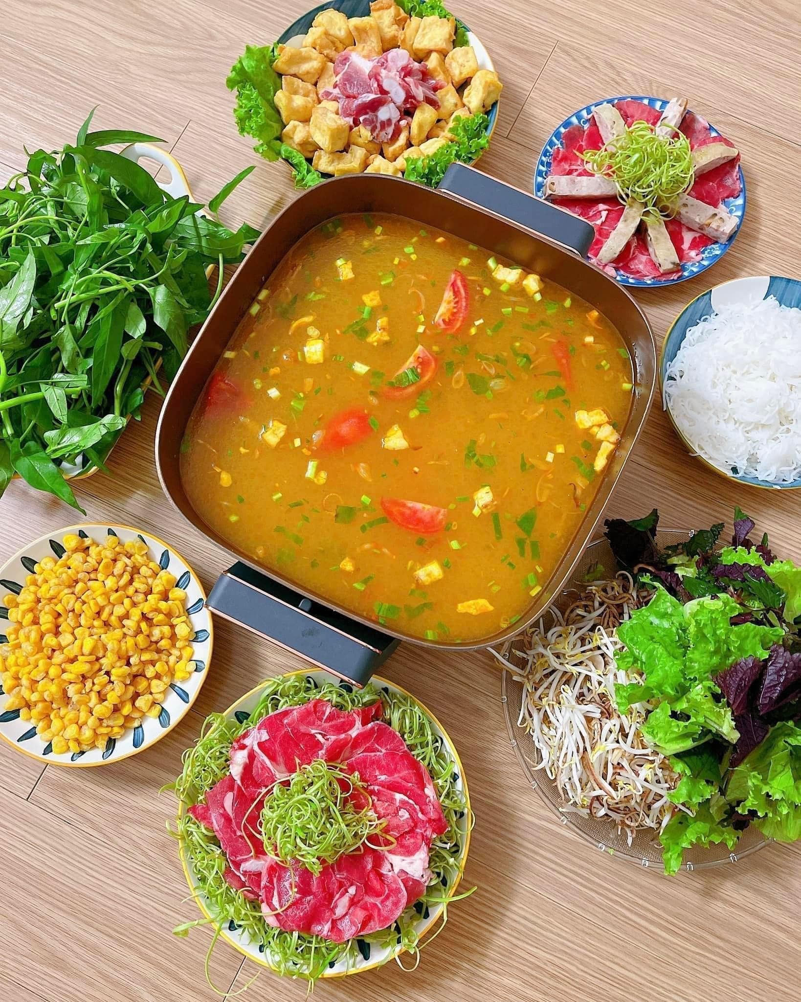 Lẩu Cua Đồng 685 - 685 Lạc Long Quân