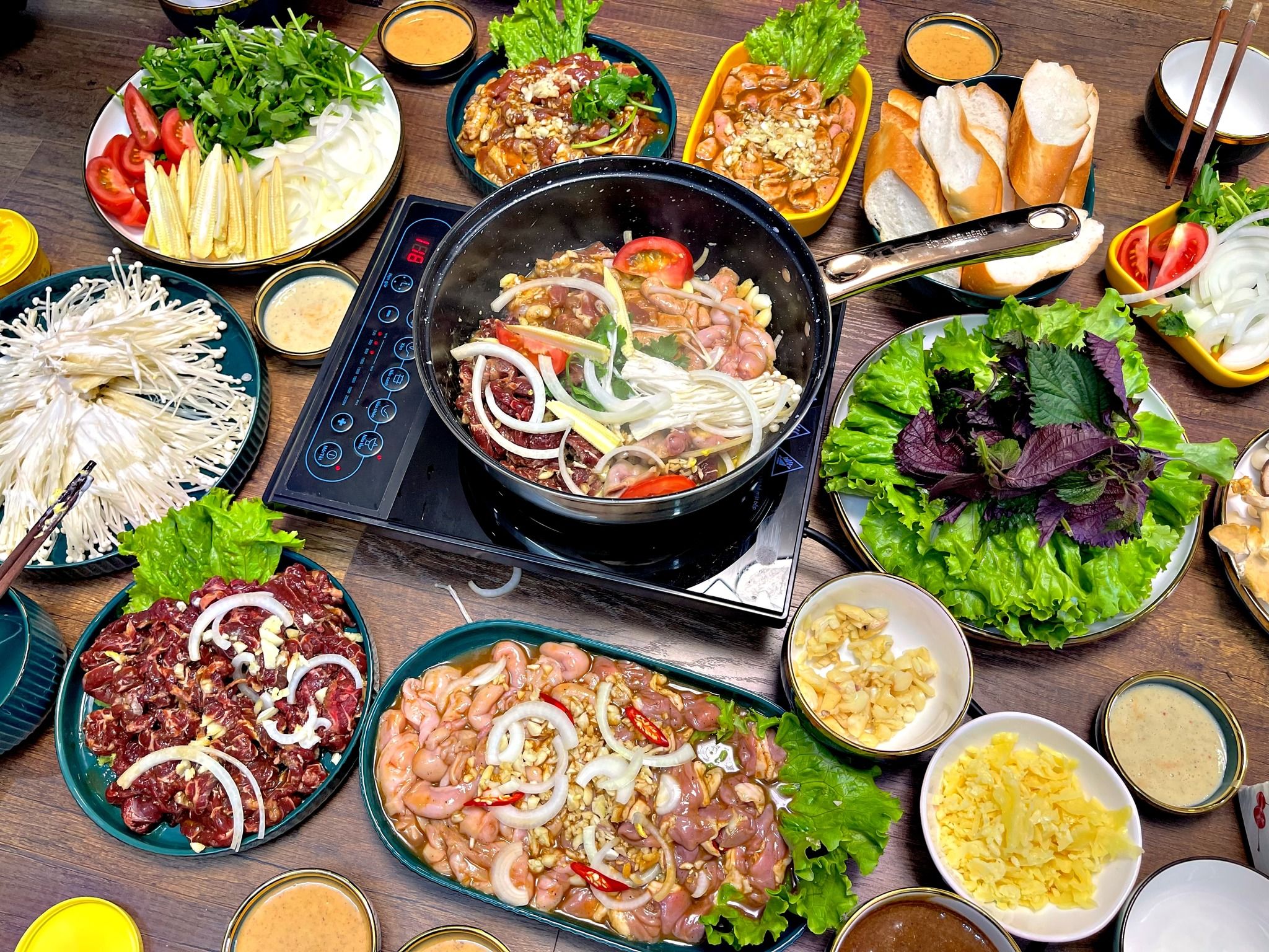 Tươi BBQ - Trần Khát Chân