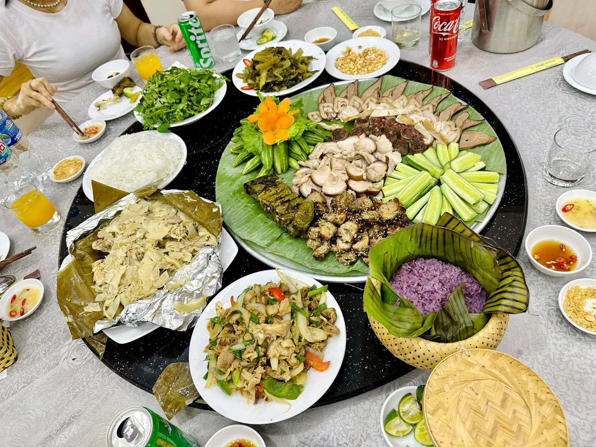 Mợ - Ẩm Thực Miền Trung - Bát Đàn