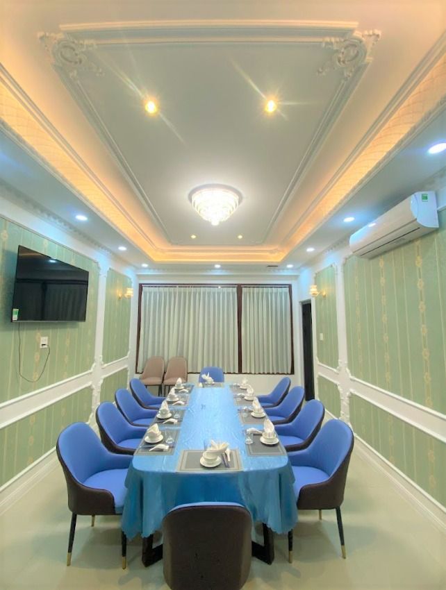 Tân Nam Hải - 332 Diên Hồng