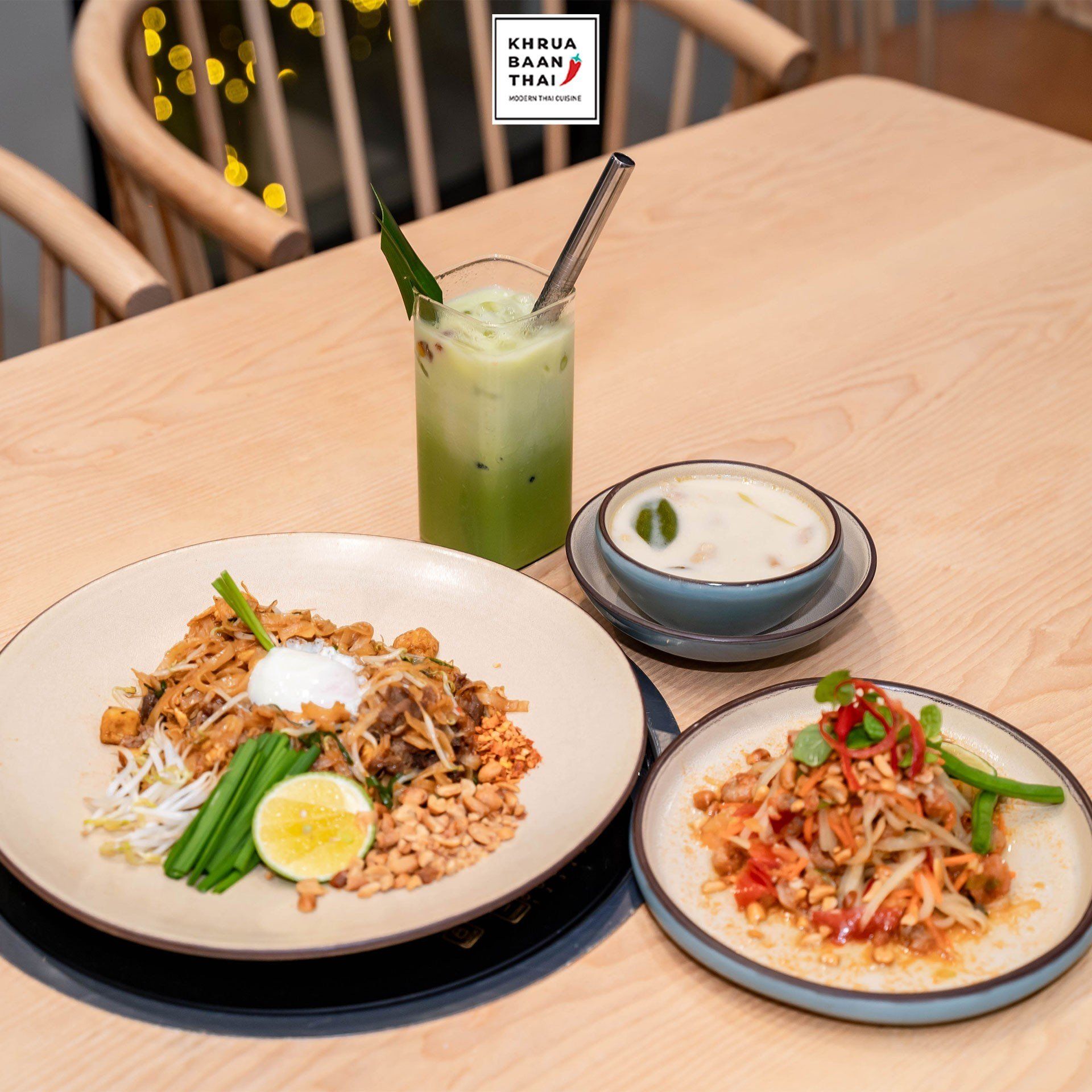 Khrua Baan Thai - Bát Đàn