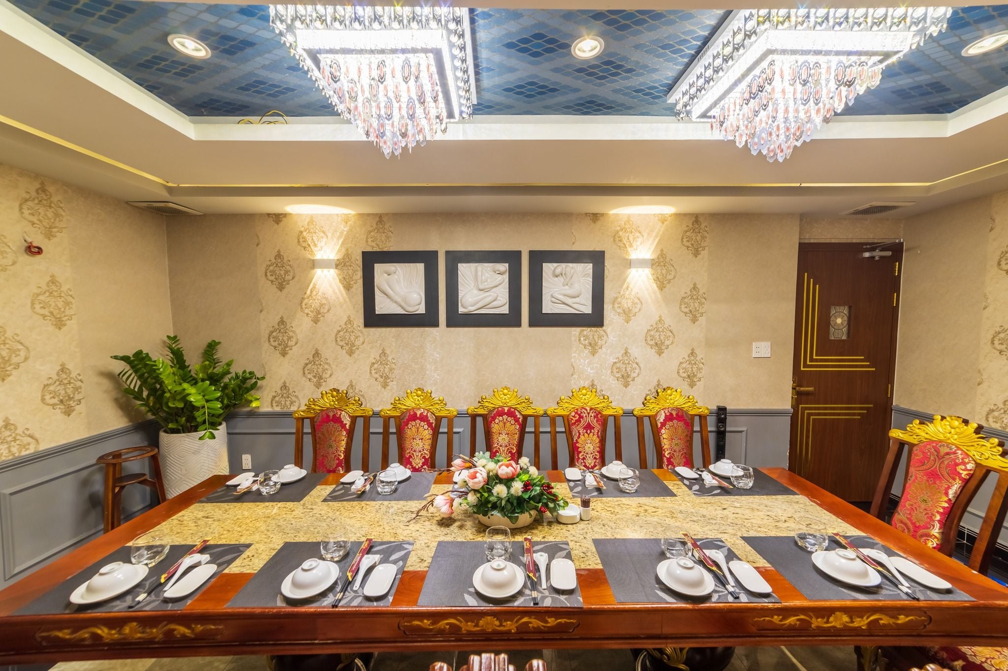 Lux68 - Nguyễn Đình Chiểu