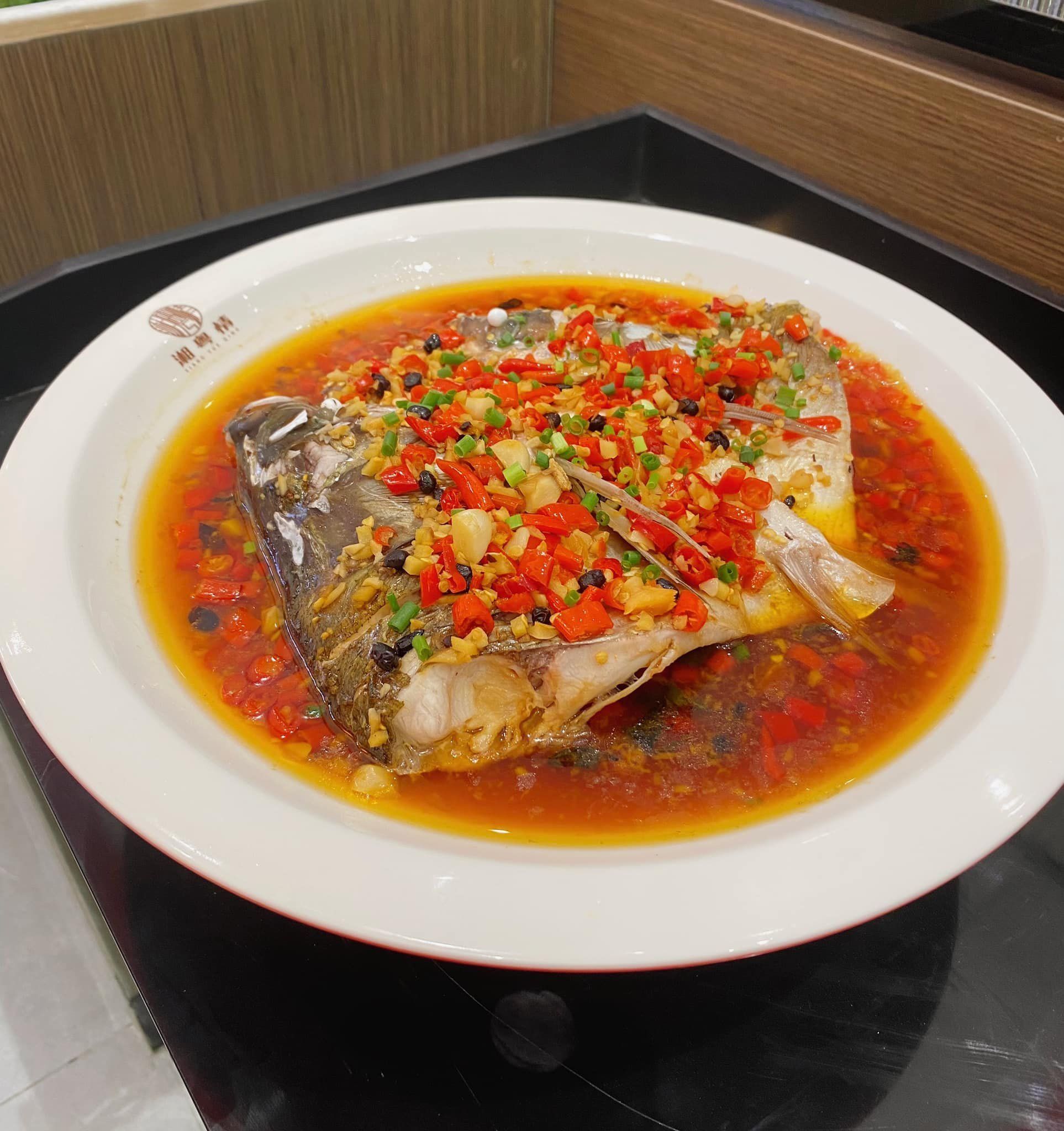 Tương Việt Tình - Ngụy Như Kon Tum