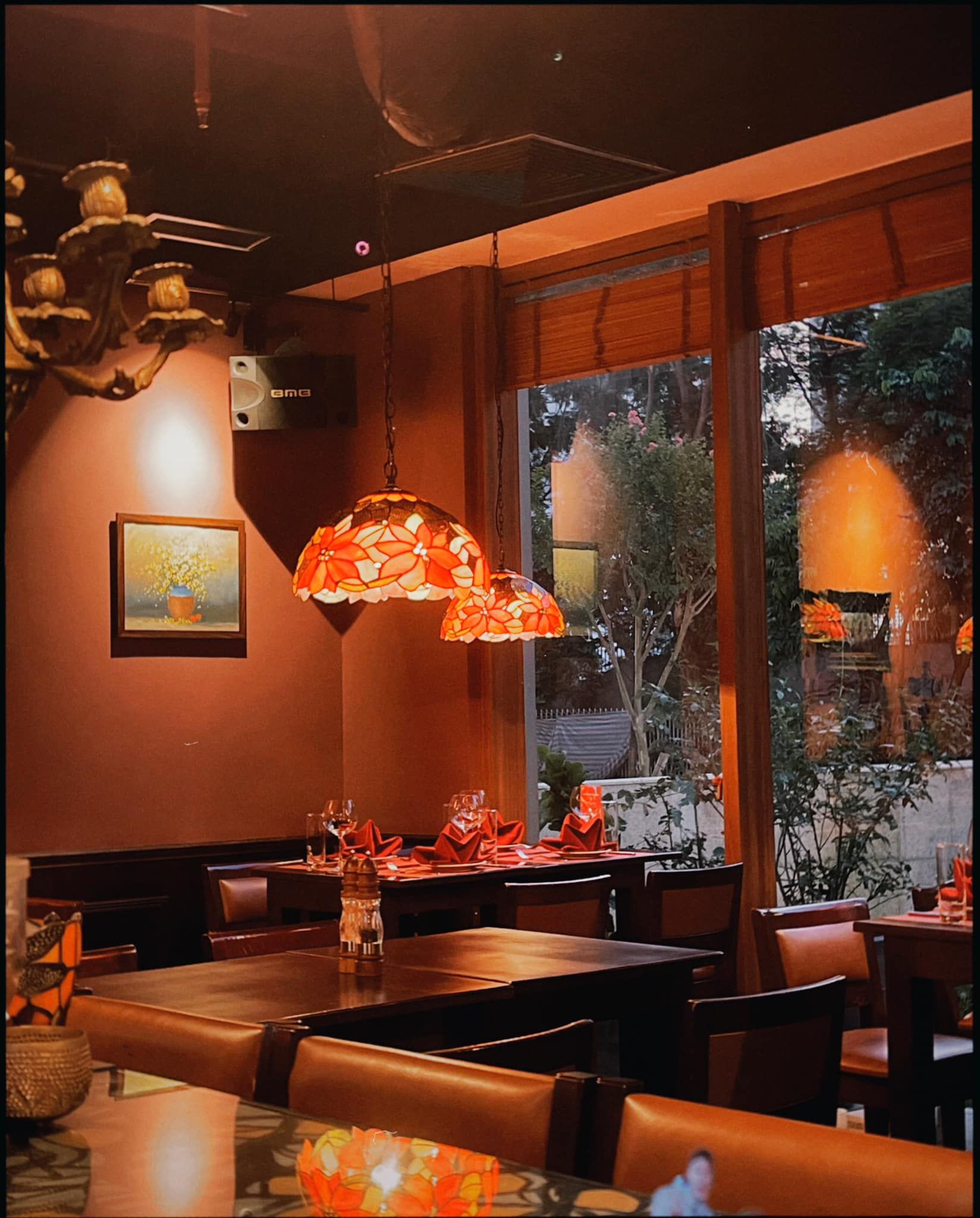 Paula's Wines - Mandarin Garden Hoàng Minh Giám