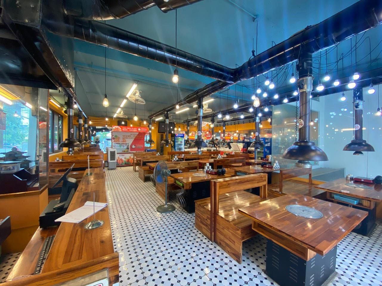 Lẩu Nướng Wang Wang - 22 Huỳnh Thúc Kháng