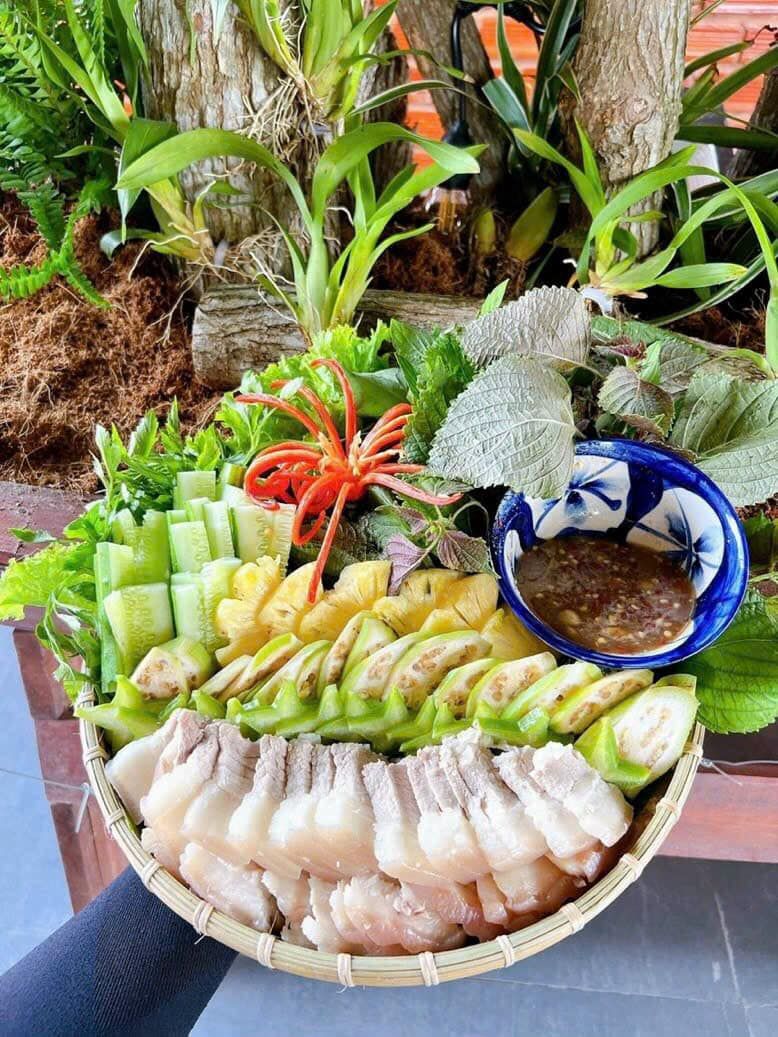 Cô Hai Lẩu Pháp - Nguyễn Khang