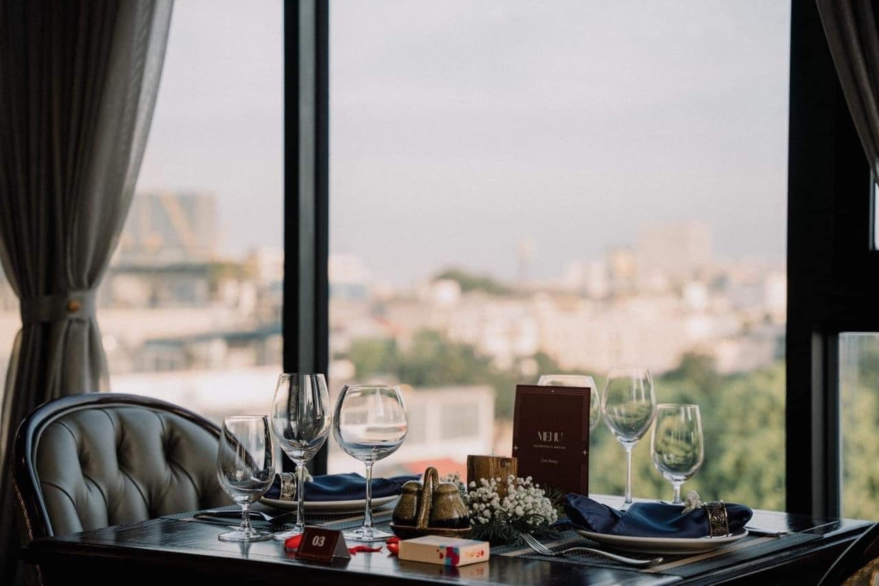 San Dining - Ngõ Cầu Gỗ