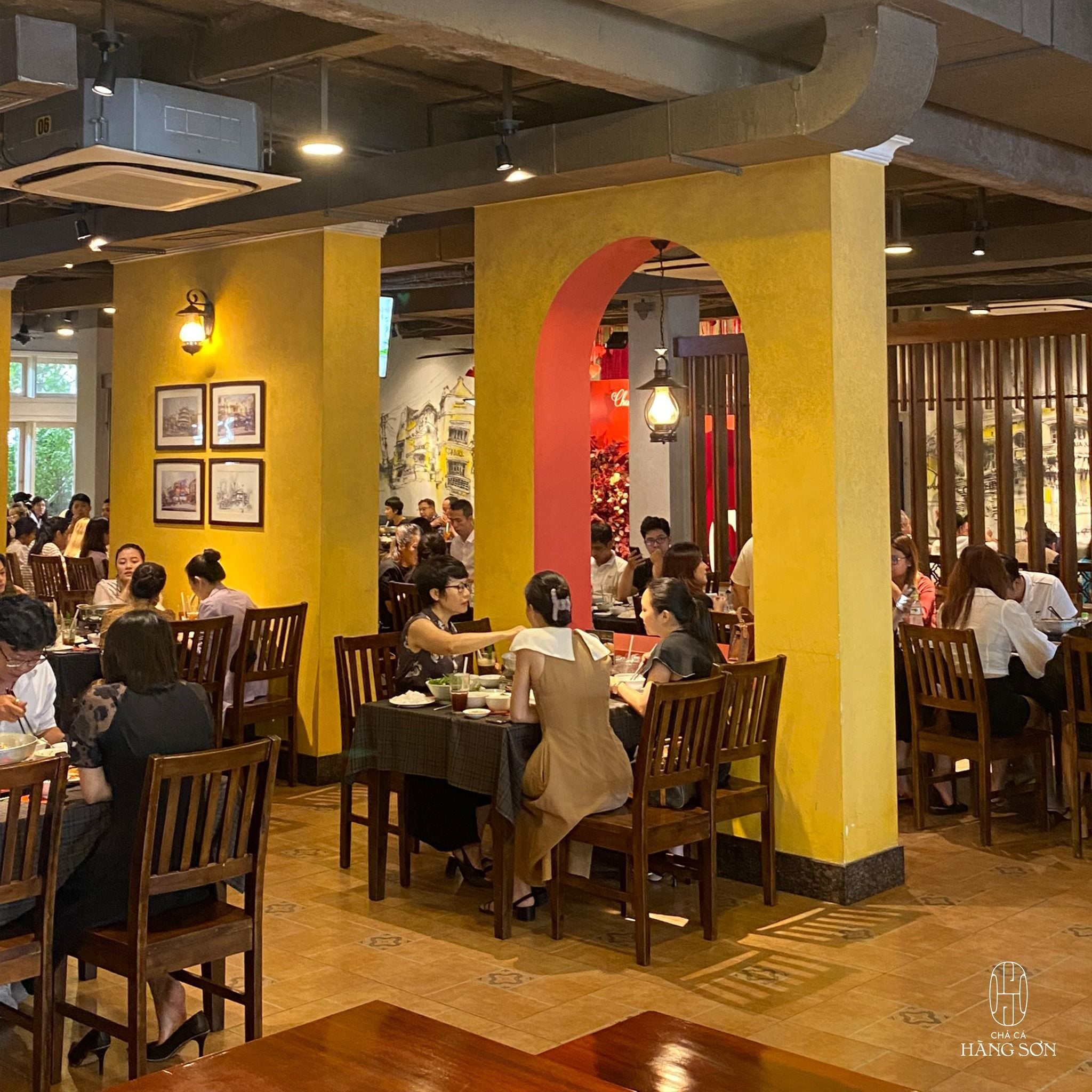 Chả Cá Hàng Sơn - 15 Trần Hưng Đạo