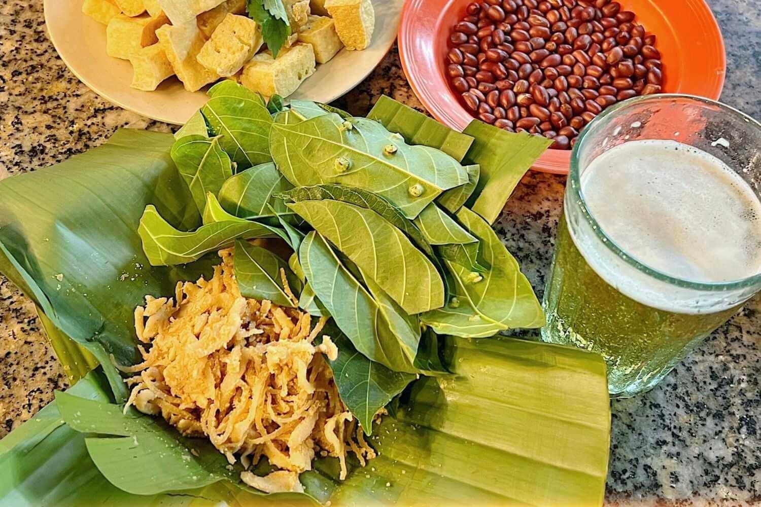 Bia Hải Xồm - Hoàng Quốc Việt