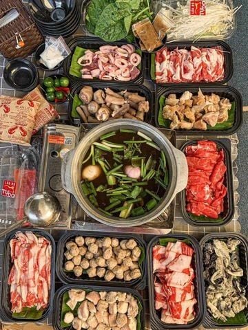 Lẩu Bò Tự Do - Khúc Thừa Dụ