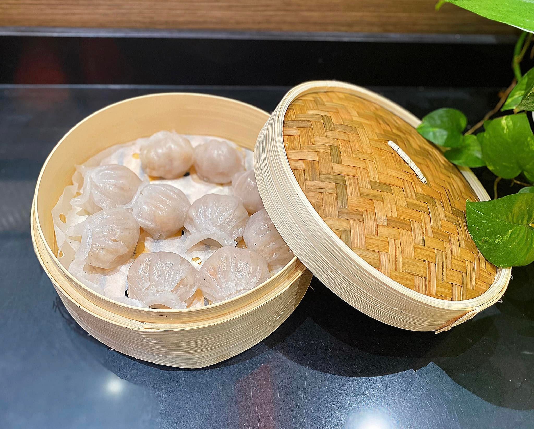 Tương Việt Tình - Ngụy Như Kon Tum