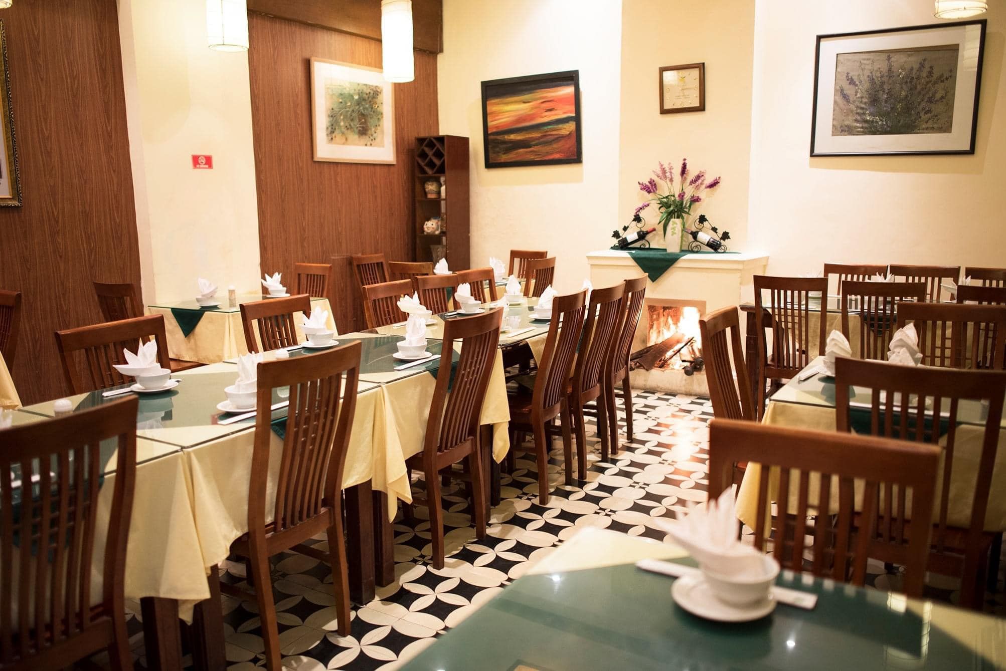 Cơm Chay Nàng Tấm - 79A Trần Hưng Đạo