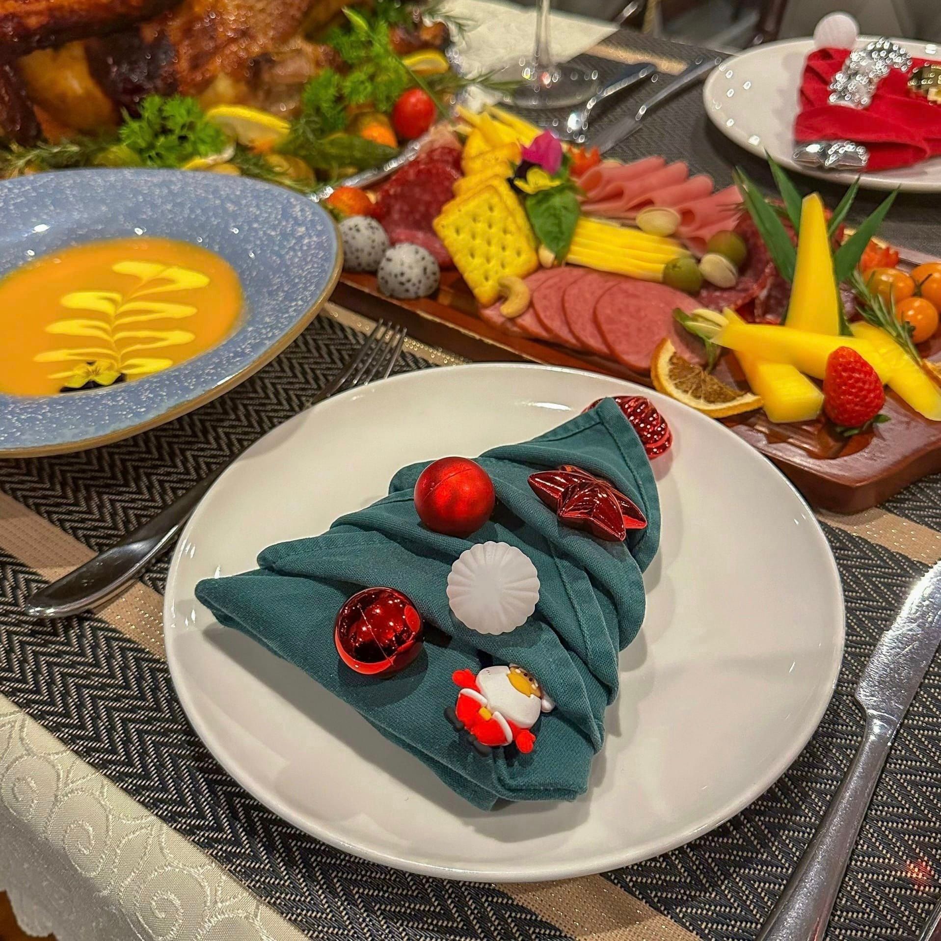 San Dining - Ngõ Cầu Gỗ