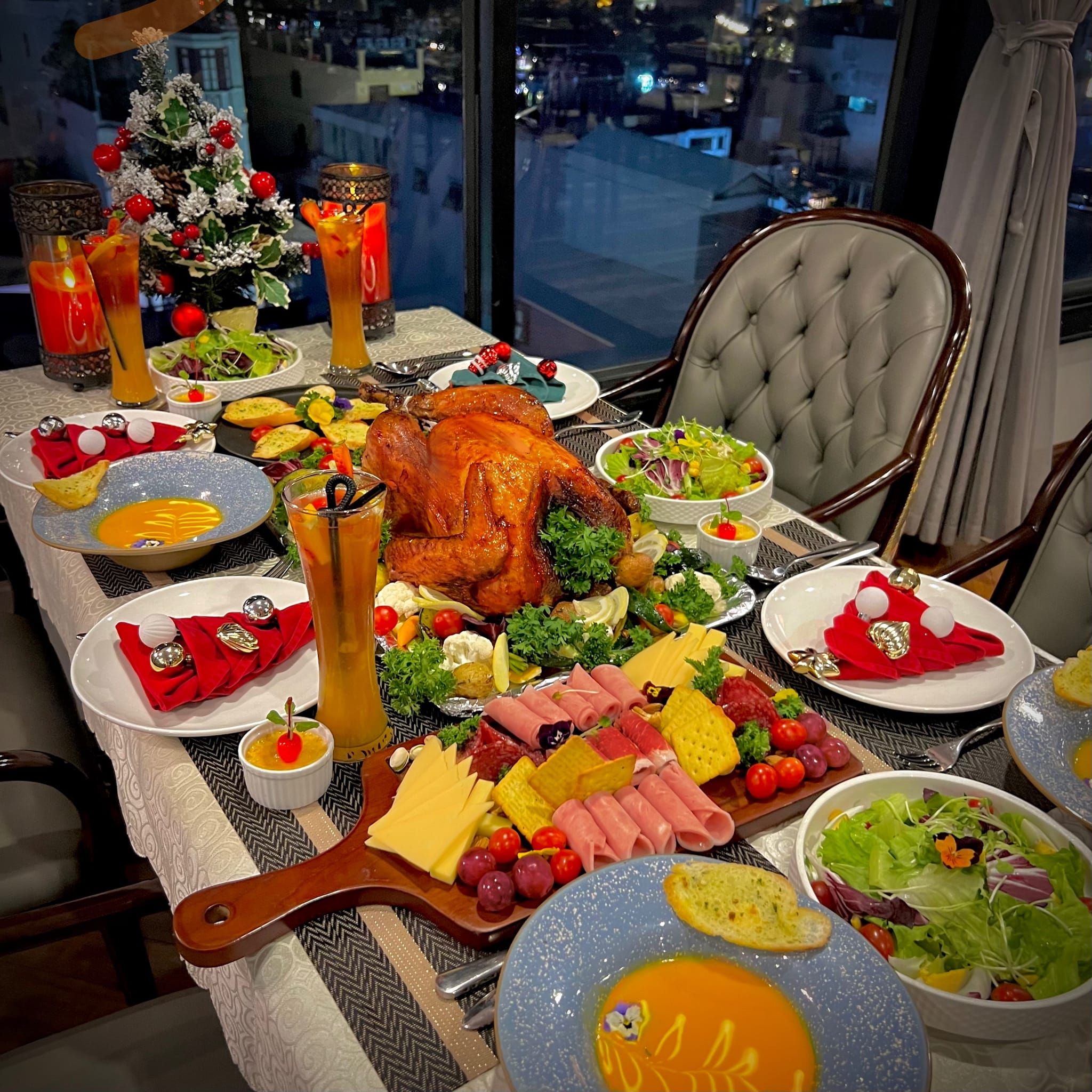San Dining - Ngõ Cầu Gỗ