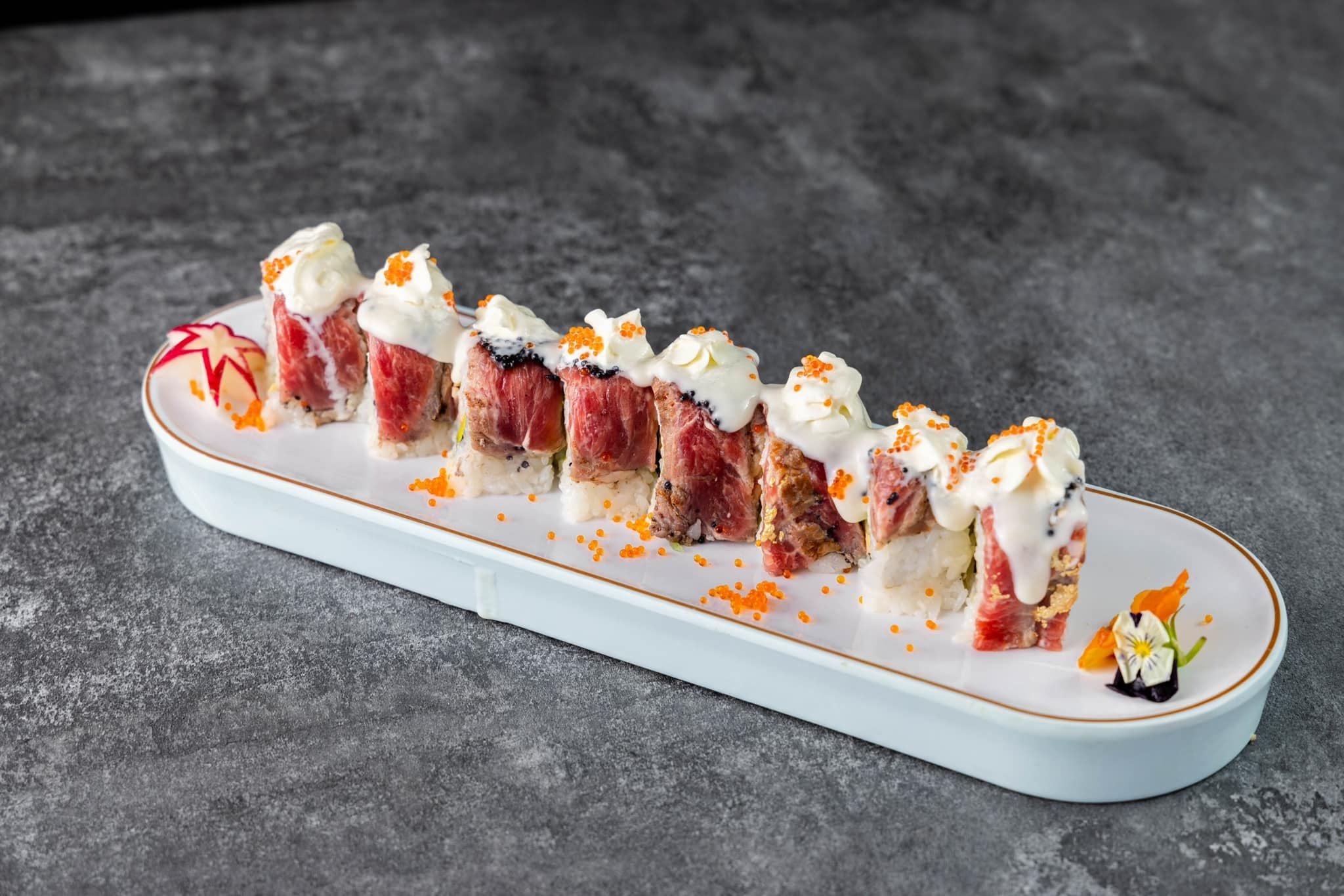 King Sushi & Lẩu - 122 Hồ Đền Lừ