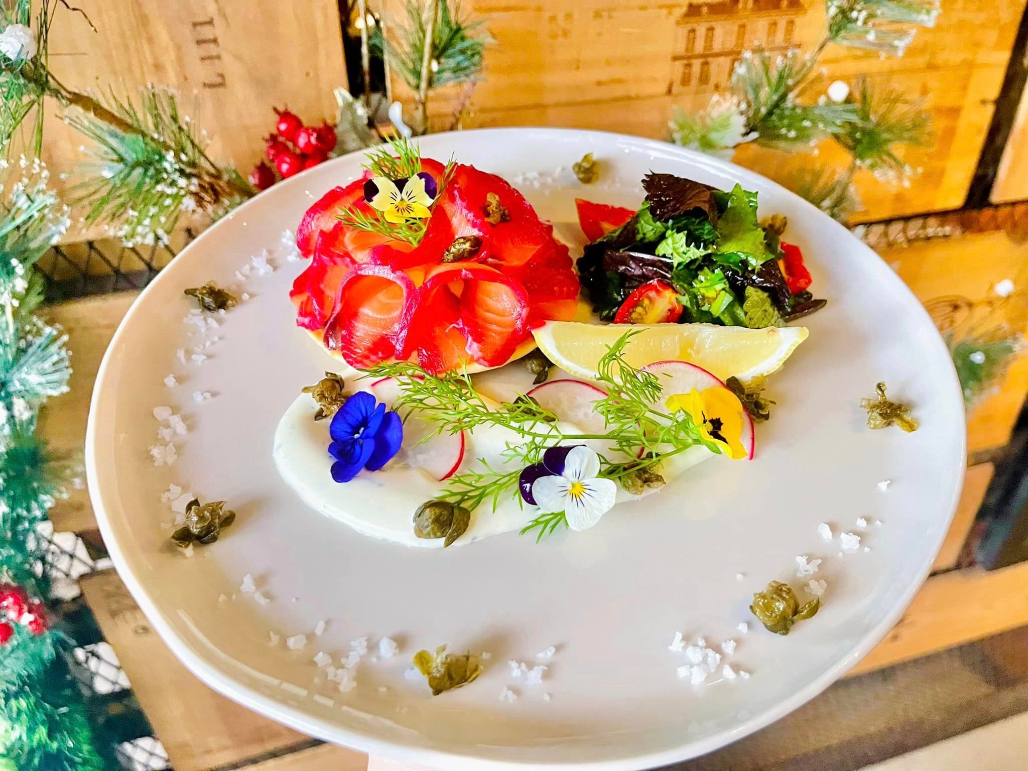 EMM‘s French Bistro - 28 Đỗ Quang