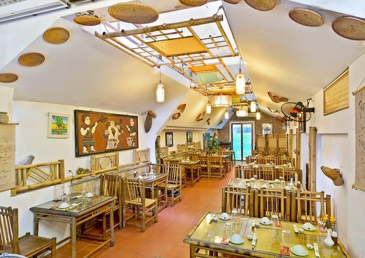 Ngoại Ô Quán - Nguyễn Gia Thiều