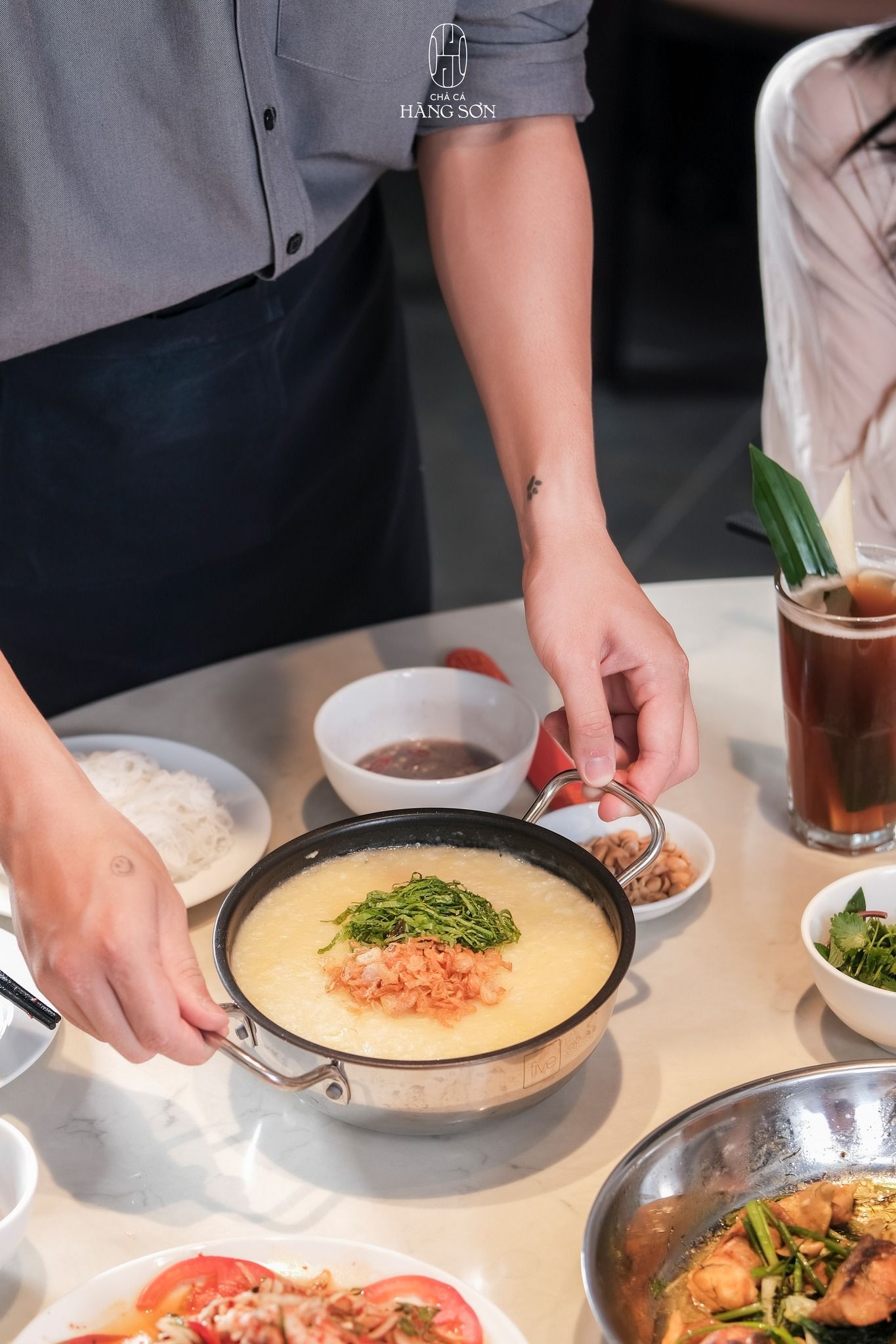 Chả Cá Hàng Sơn - 24 Tông Đản