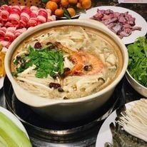 Lẩu Nấm Gia Khánh - Vũ Phạm Hàm