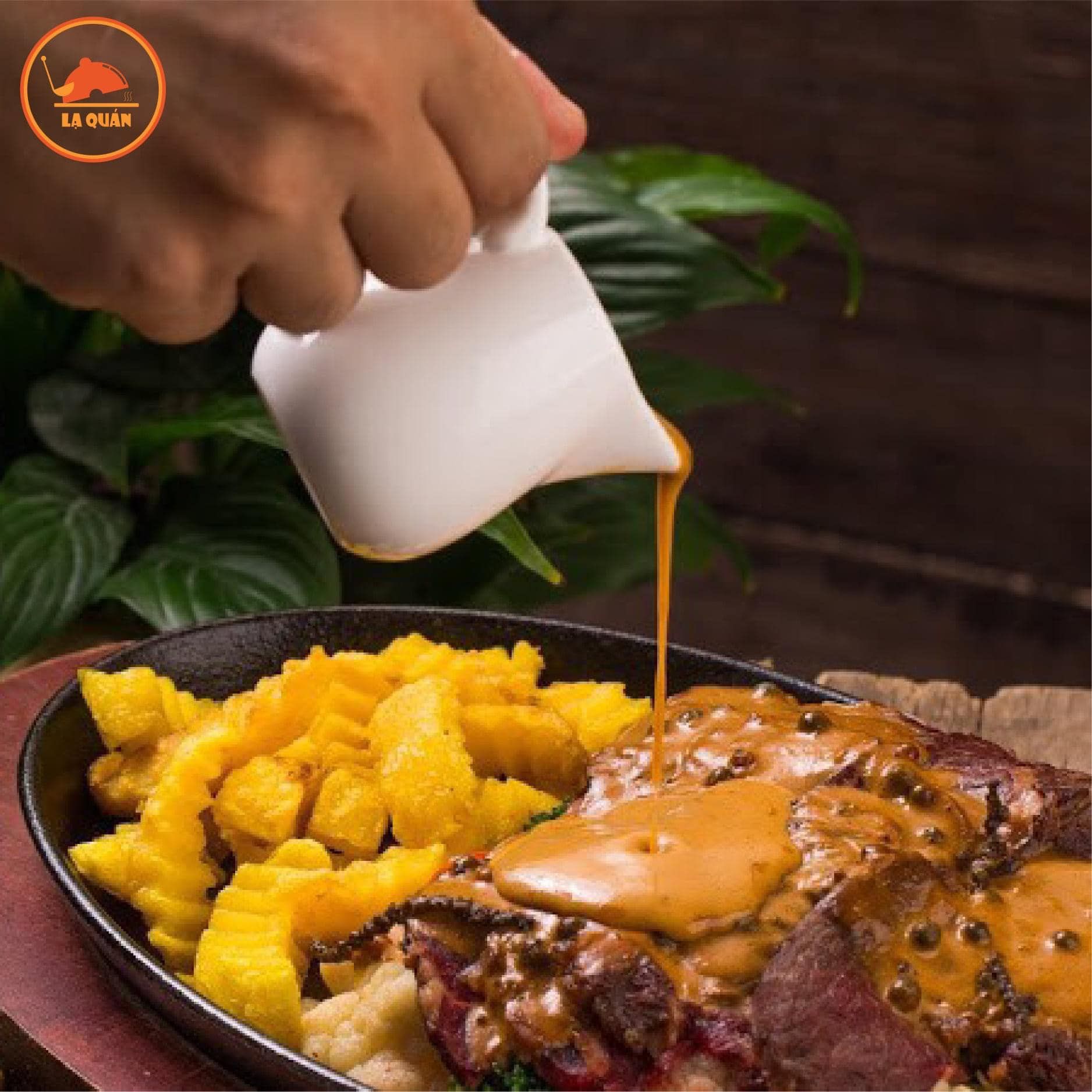 Lạ Quán - 33 Lê Văn Thiêm