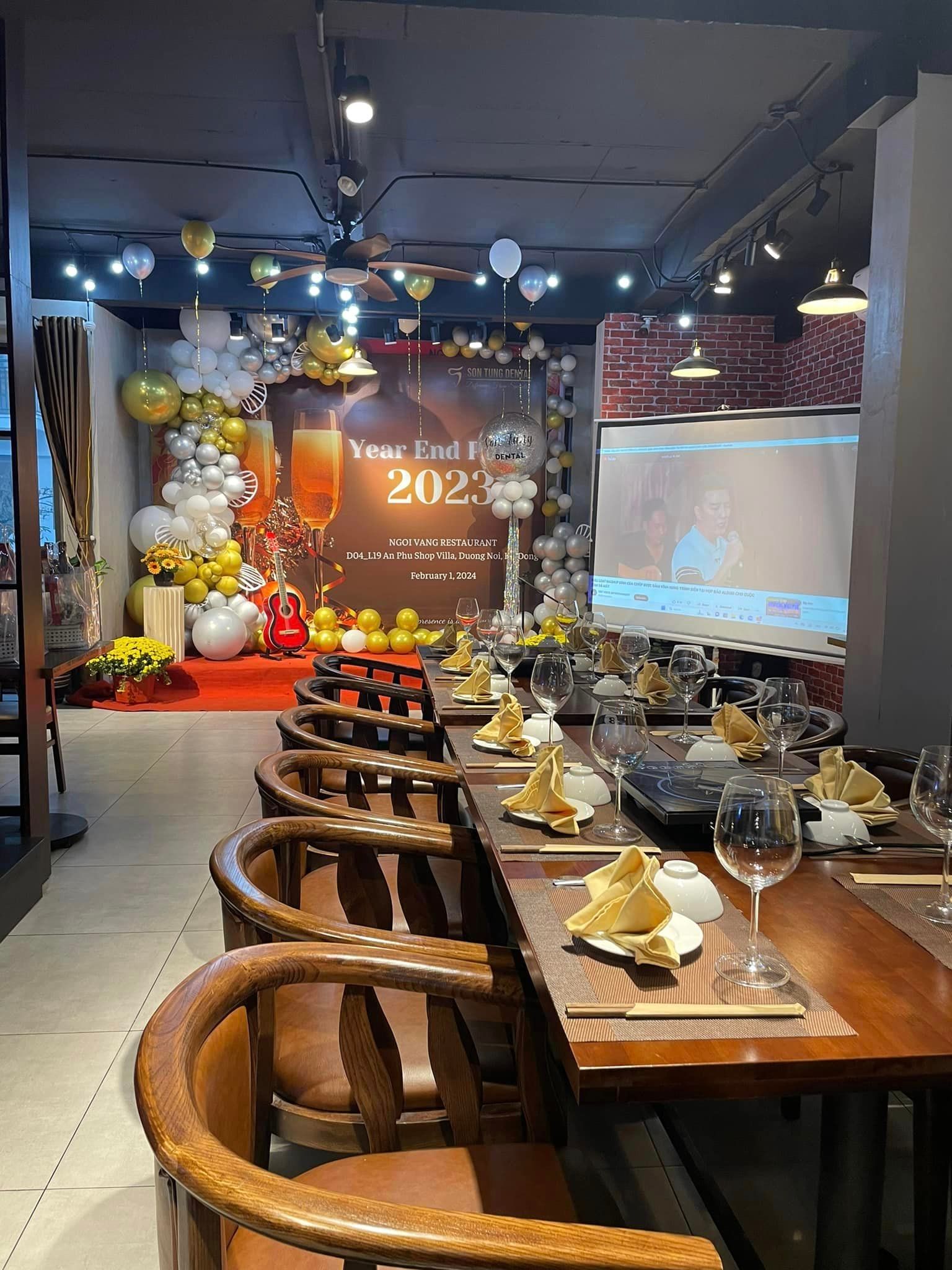 Ngói Vàng Steak - KĐT Dương Nội