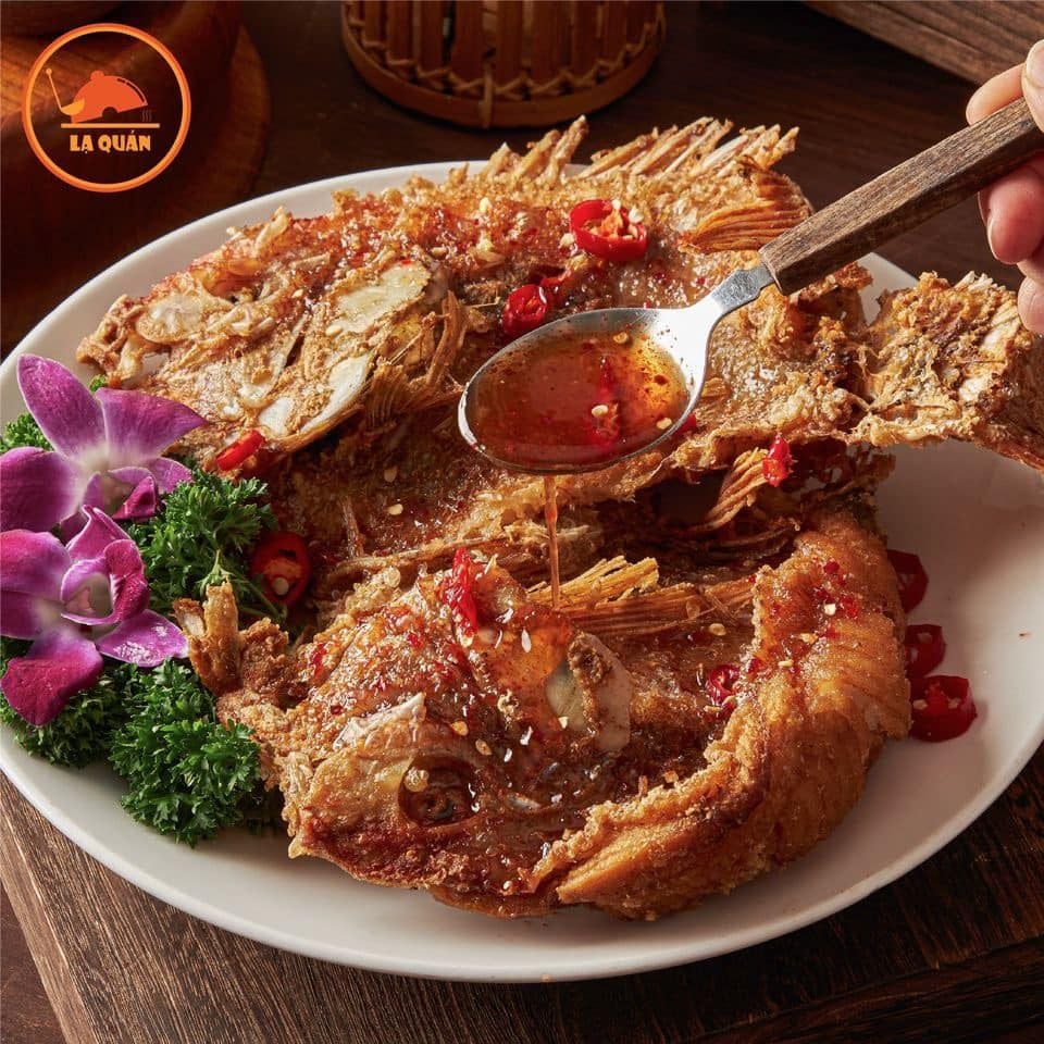 Lạ Quán - 33 Lê Văn Thiêm