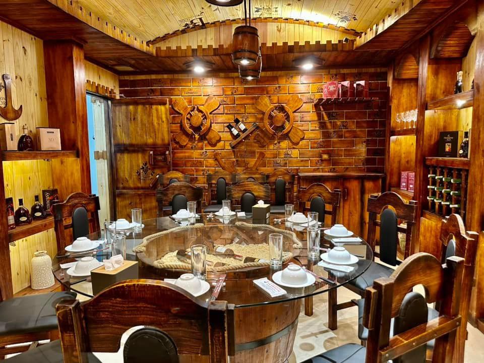 Hải Sản Xóm Vắng - 143B Trích Sài