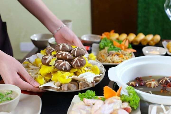 Lẩu Nấm Thảo Quý - 12 Lê Đức Thọ