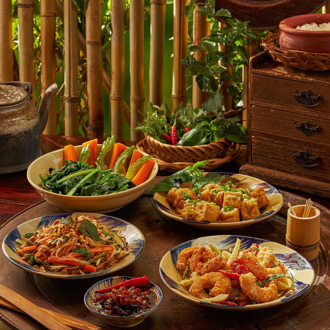 Bếp Phượng Hồng - 171 Quán Nam