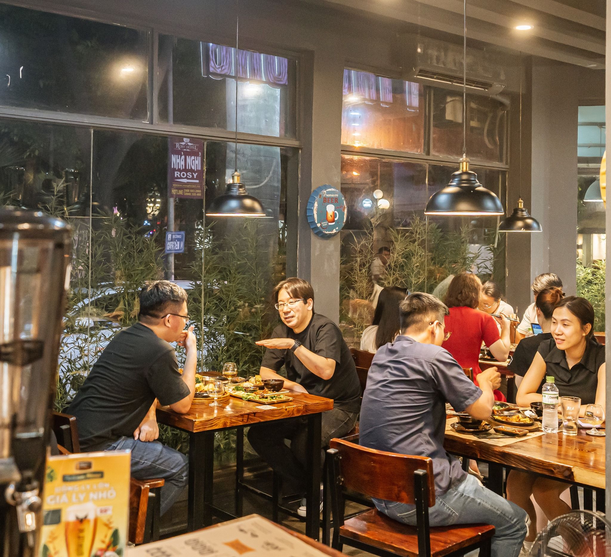 Bia Sành Điệu - 30 Lưu Quang Vũ