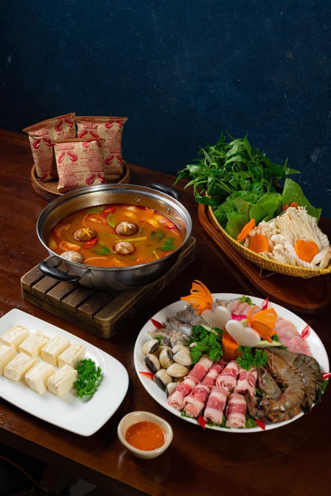 Ngói Vàng Steak - KĐT Dương Nội