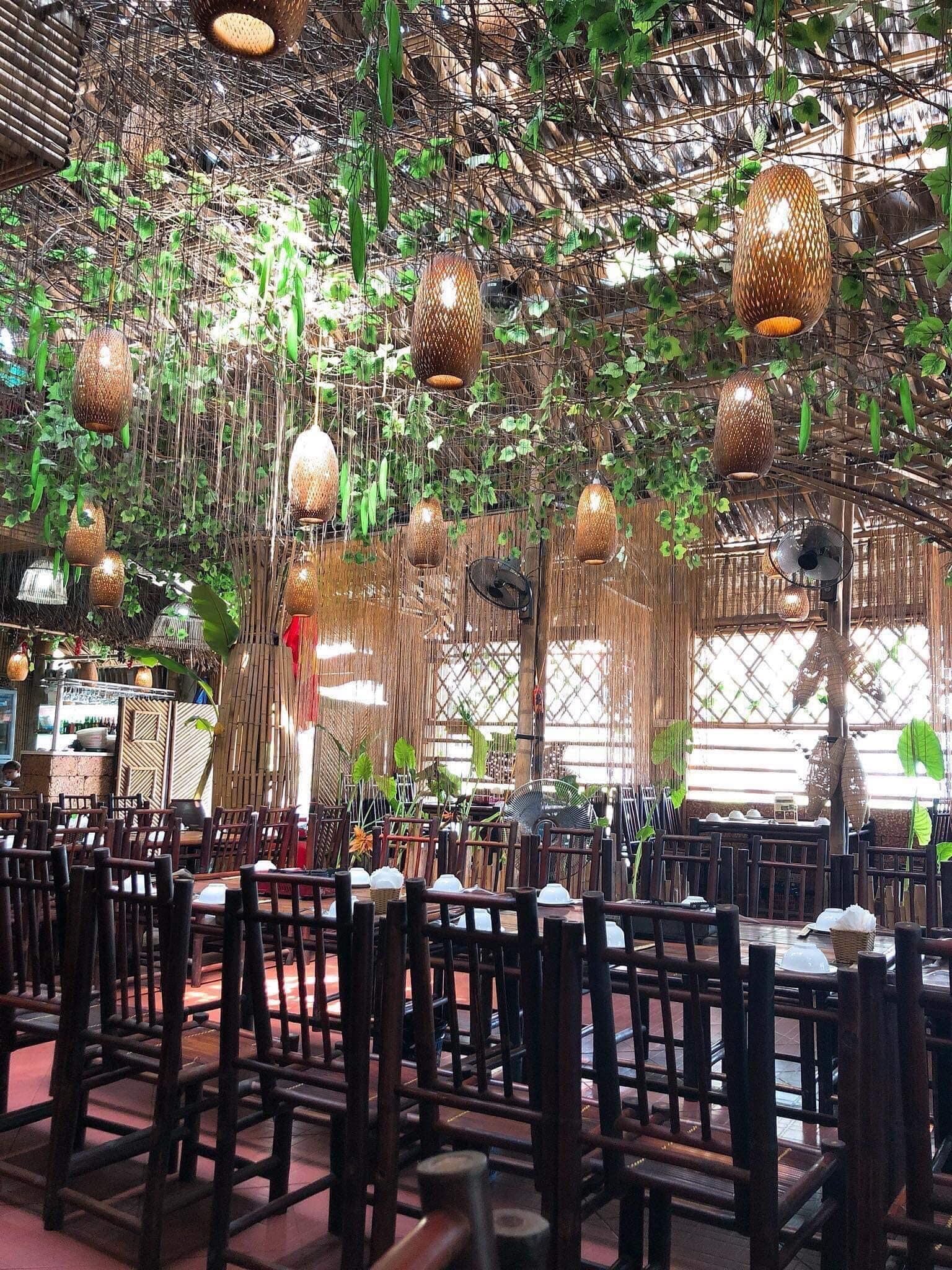 Lẩu Cua Đồng 685 - 685 Lạc Long Quân