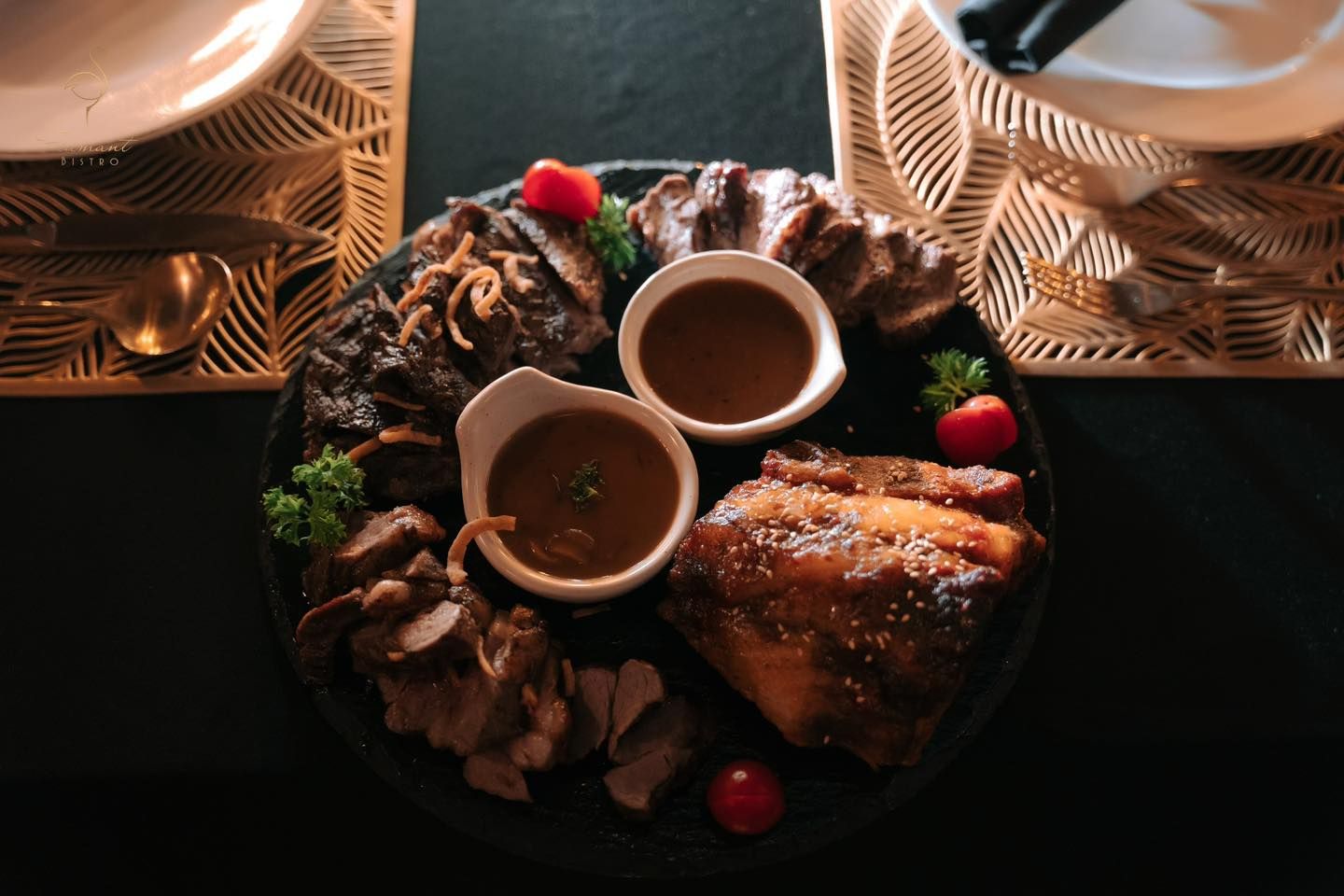 Flamant Bistro - Xuân Diệu