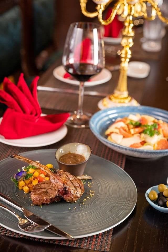 Hầm Rượu Vang Huyền Thư - 8D Hàm Long