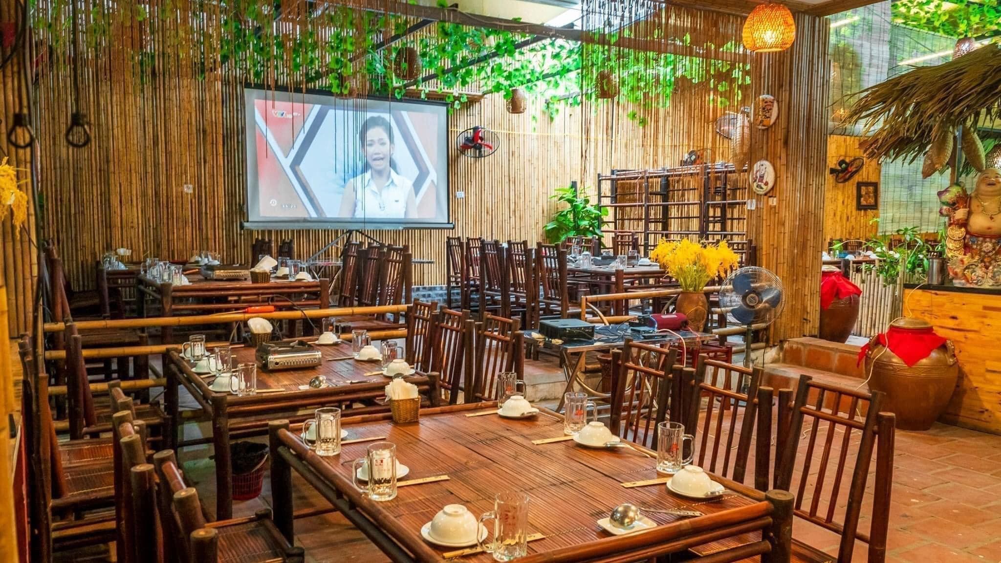 Lẩu Cua Đồng 685 - 685 Lạc Long Quân